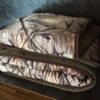 KOŁDRA Z WEŁNY WIELBŁĄDZIEJ CAMEL CIEMNY KWIAT LOTOSU 180x200