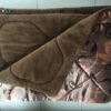 KOŁDRA Z WEŁNY WIELBŁĄDZIEJ CAMEL CIEMNY KWIAT LOTOSU 180x200