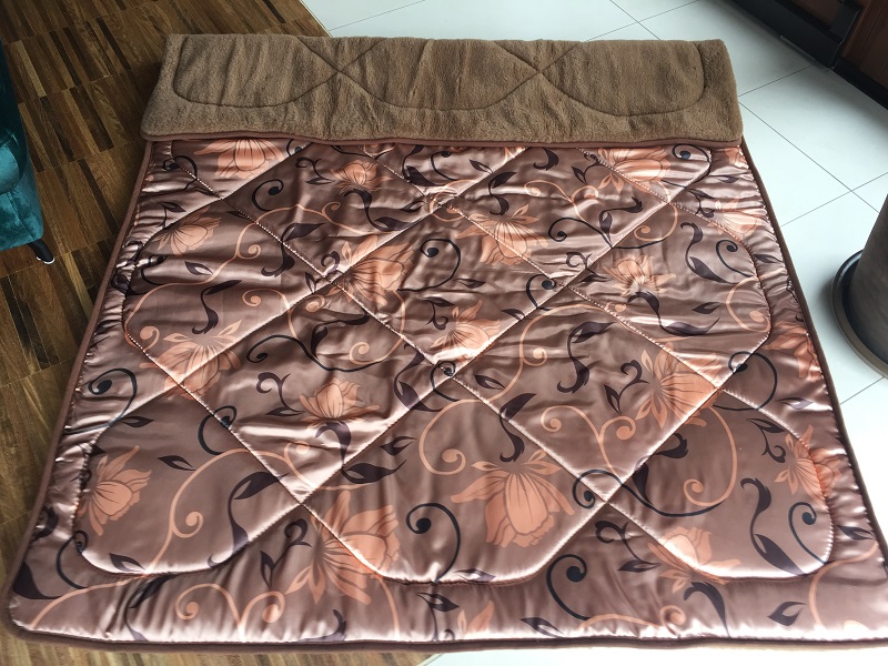 KOŁDRA Z WEŁNY WIELBŁĄDZIEJ CAMEL CIEMNY KWIAT LOTOSU 180x200