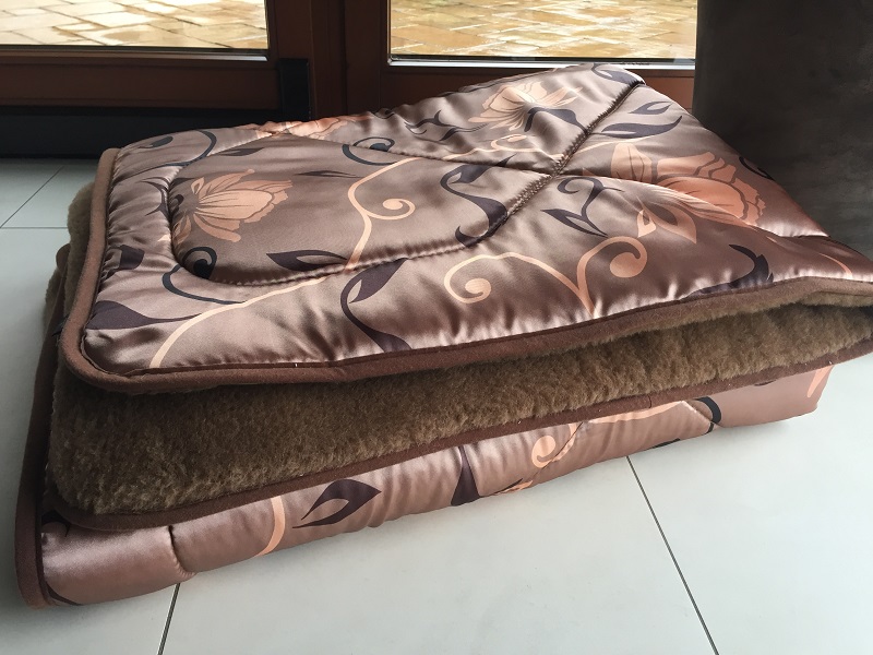 KOŁDRA Z WEŁNY WIELBŁĄDZIEJ CAMEL CIEMNY KWIAT LOTOSU 180x200