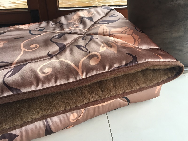 KOŁDRA Z WEŁNY WIELBŁĄDZIEJ CAMEL CIEMNY KWIAT LOTOSU 180x200