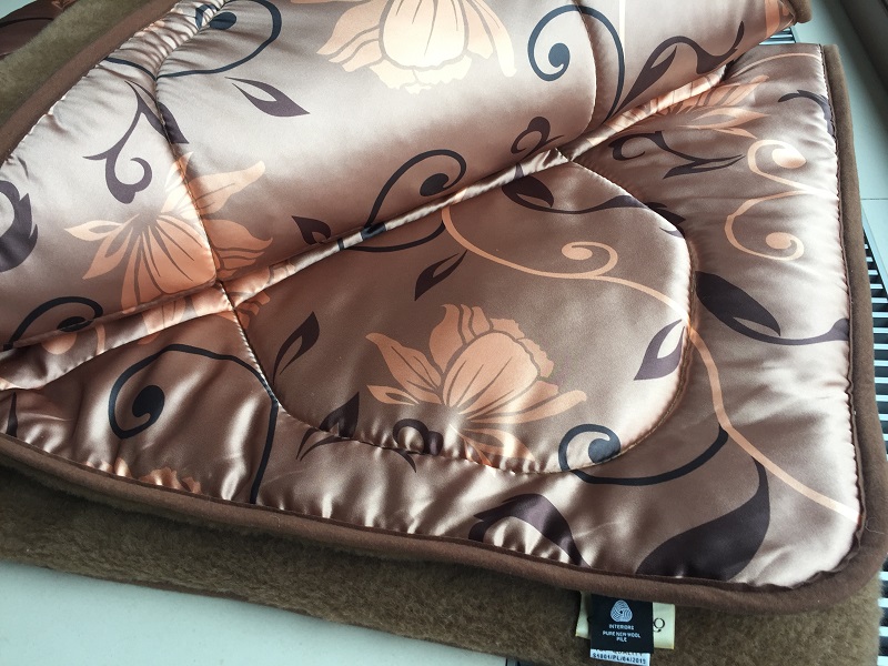 KOŁDRA Z WEŁNY WIELBŁĄDZIEJ CAMEL CIEMNY KWIAT LOTOSU 180x200
