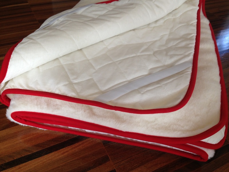 PODKŁAD WEŁNIANY KASZMIR LUX RED 100x200